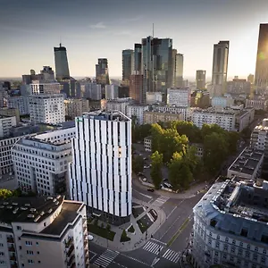 - Centre By Ihg *** ורשה