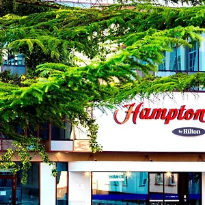 Hampton By Hilton Centre *** ורשה