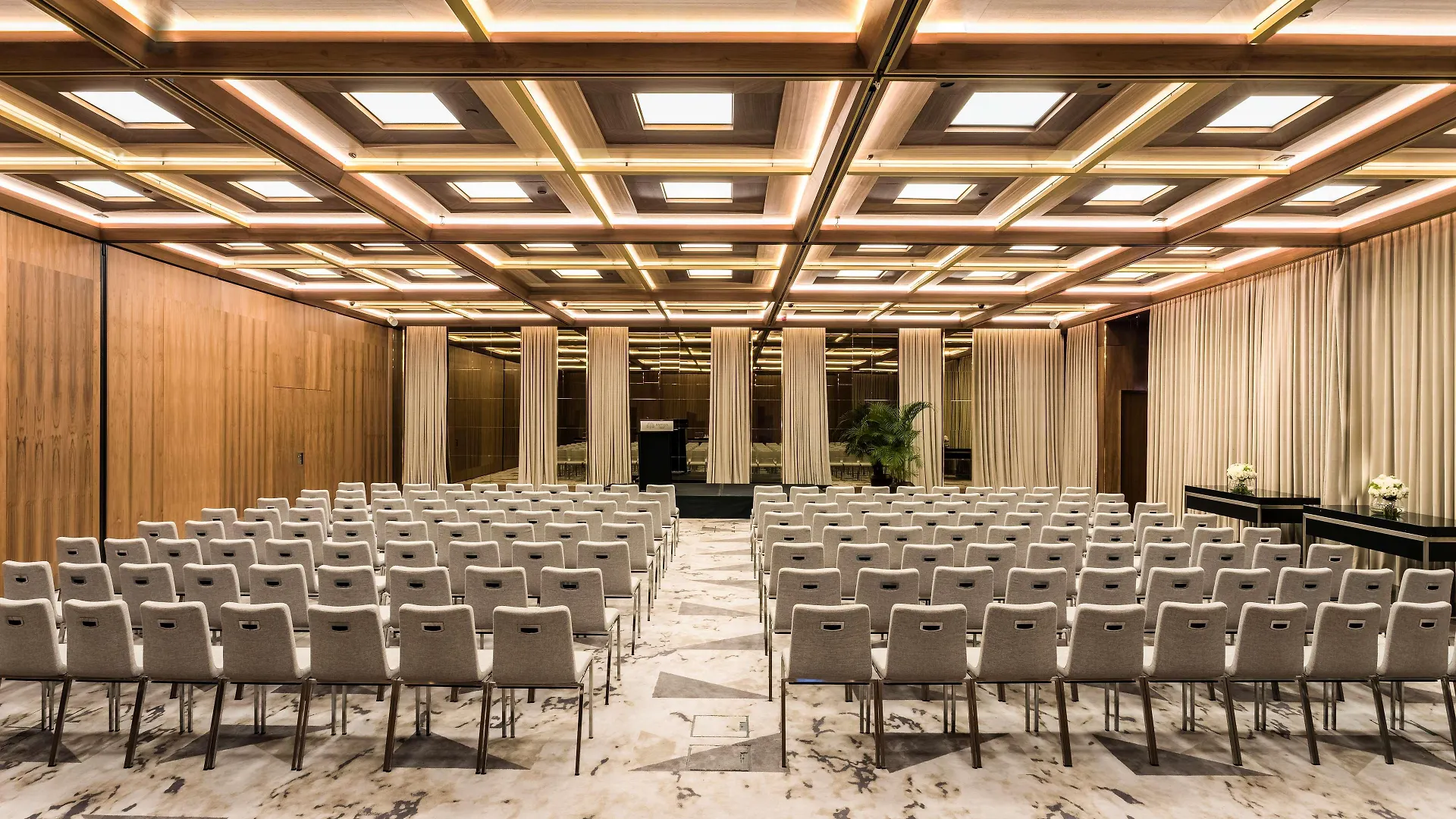 Raffles Europejski Warsaw